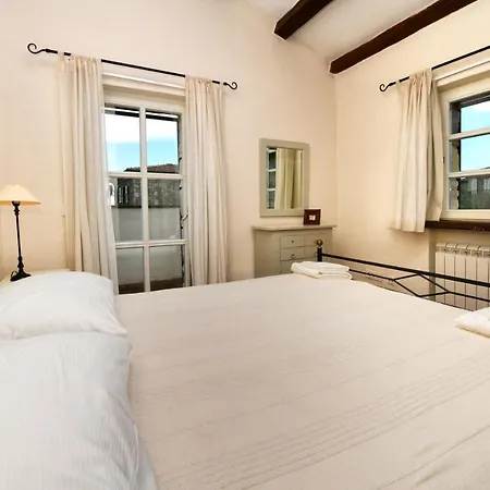 Villas Barat By Istarski Dvori Visnjan