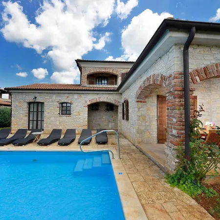 Villas Barat By Istarski Dvori Villa Visnjan