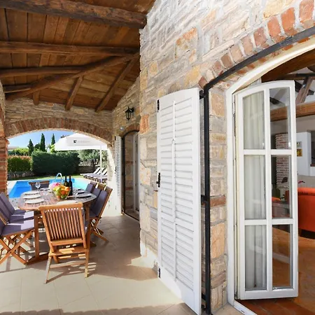 Villa Villas Barat By Istarski Dvori