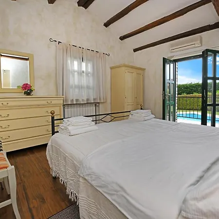 Villas Barat By Istarski Dvori Villa *