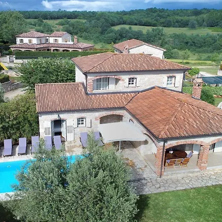 Villa Villas Barat By Istarski Dvori