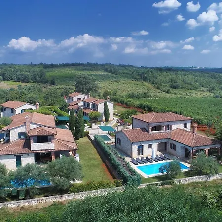 Villas Barat By Istarski Dvori * Visnjan
