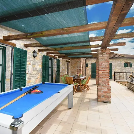 Villas Barat By Istarski Dvori * Visnjan