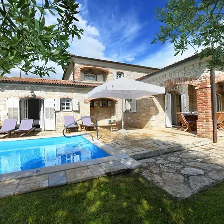 Villas Barat By Istarski Dvori Vila *